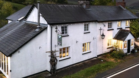 Dinas Castle Inn